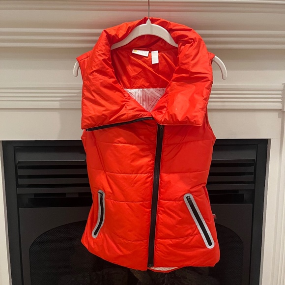 Zella Dynamic PrimaLoft Vest Size XS - Picture 3 of 13